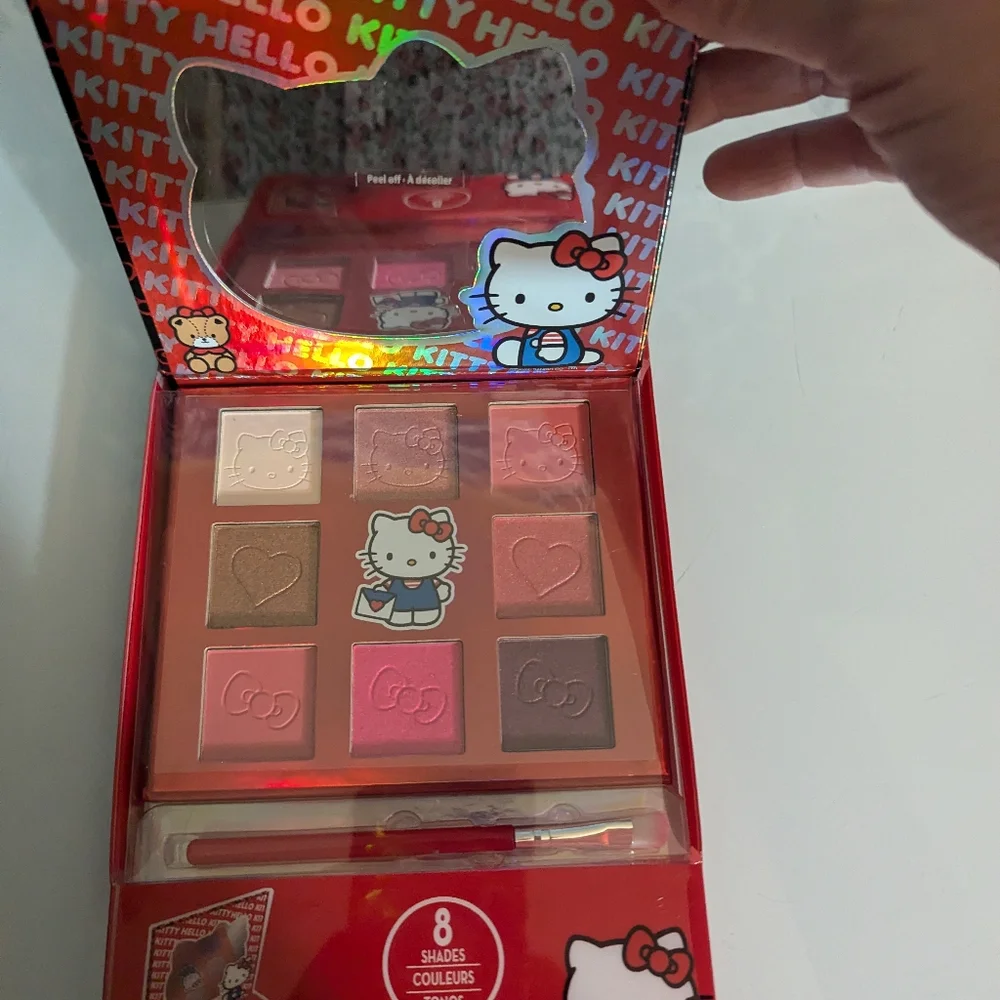 ~Hello Kitty Townley Eyeshadow Palette with Mirror Brush 8 Shades.